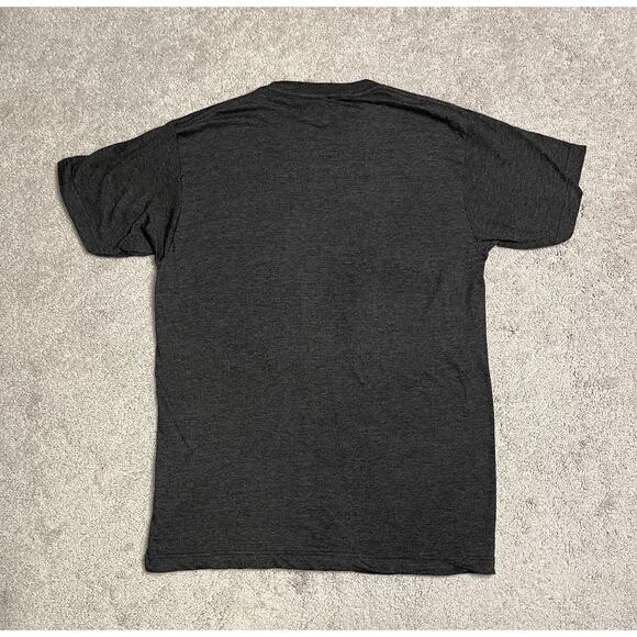 Kiss T-Shirt Mens Medium Destroyer 76 Tour Retro Band NWT Gray - Picture 2 of 7